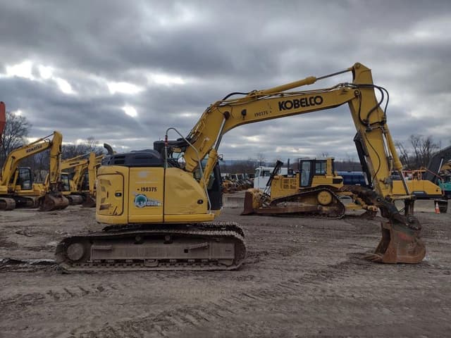 Image of Kobelco SK140SRLC-5 equipment image 2