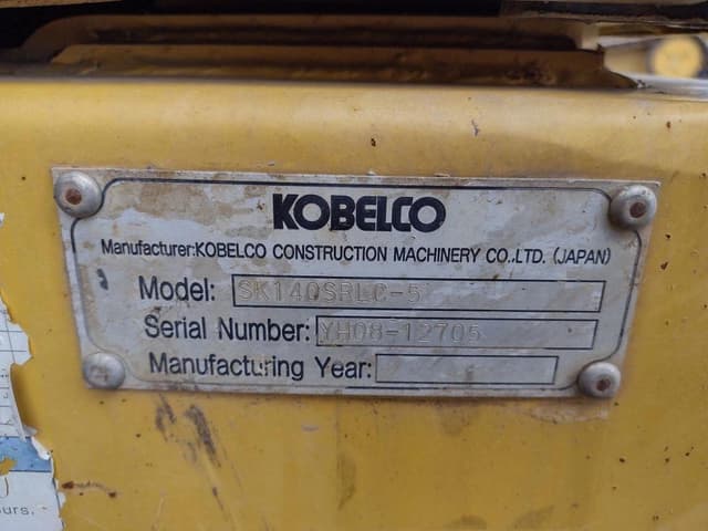 Image of Kobelco SK140SRLC-5 equipment image 4