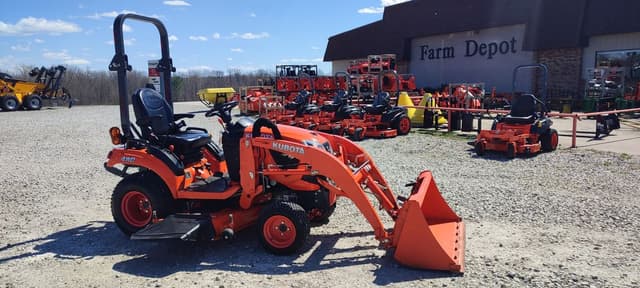 Image of Kubota BX2680 equipment image 2