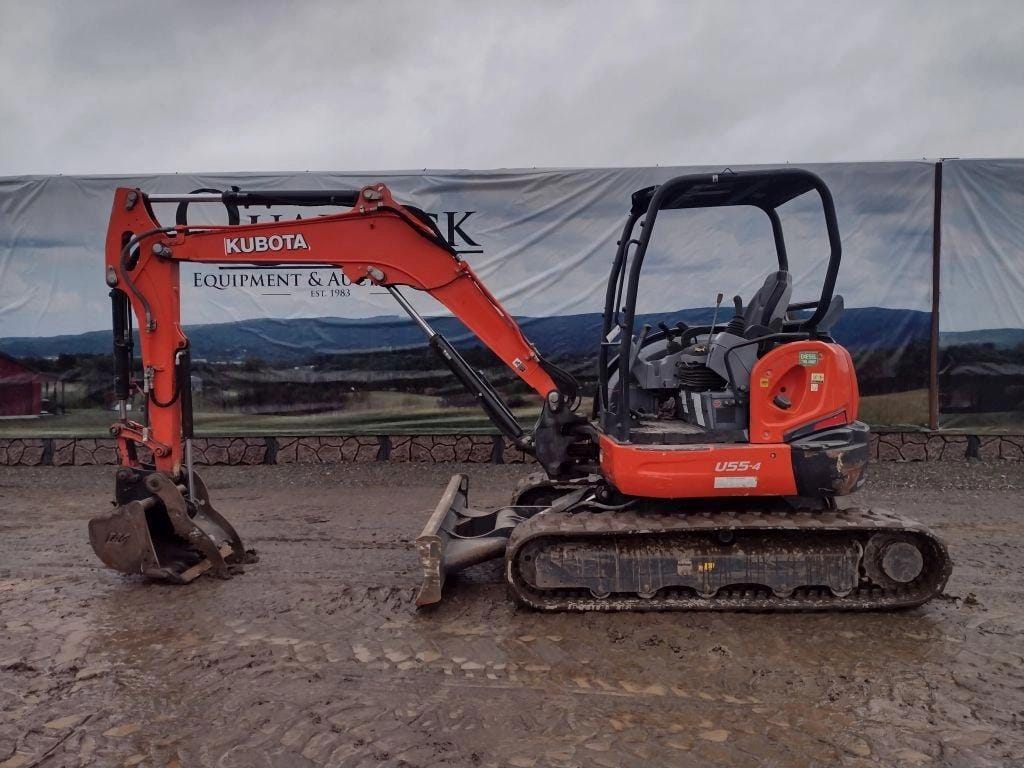 2019 Kubota U55-4 Equipment Image0