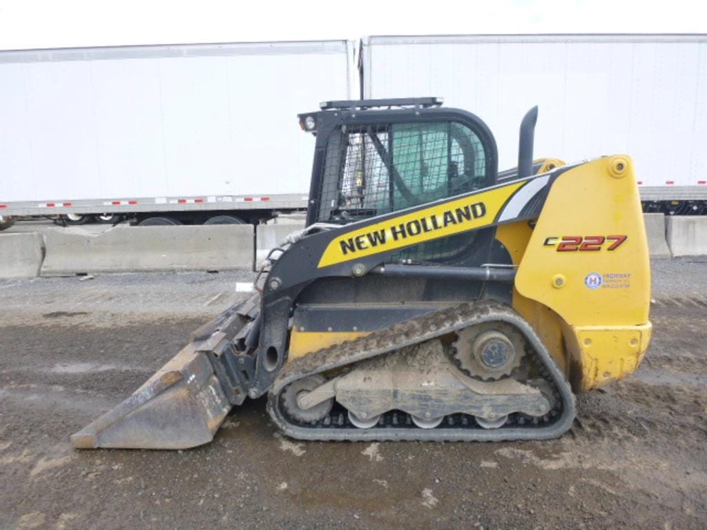 Main image New Holland C227