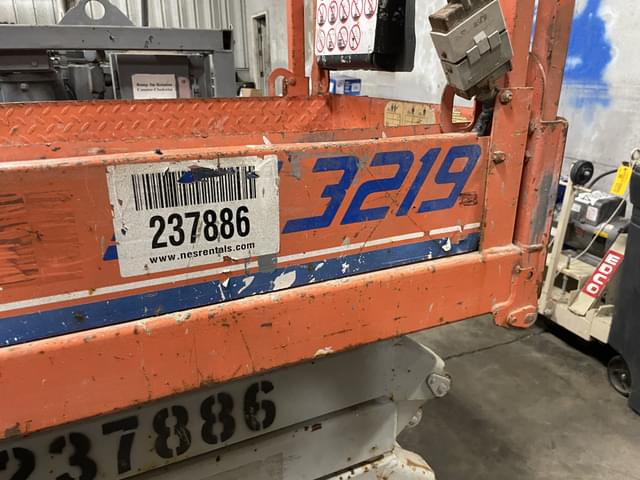 Image of Sky Jack SJIII3219 equipment image 4