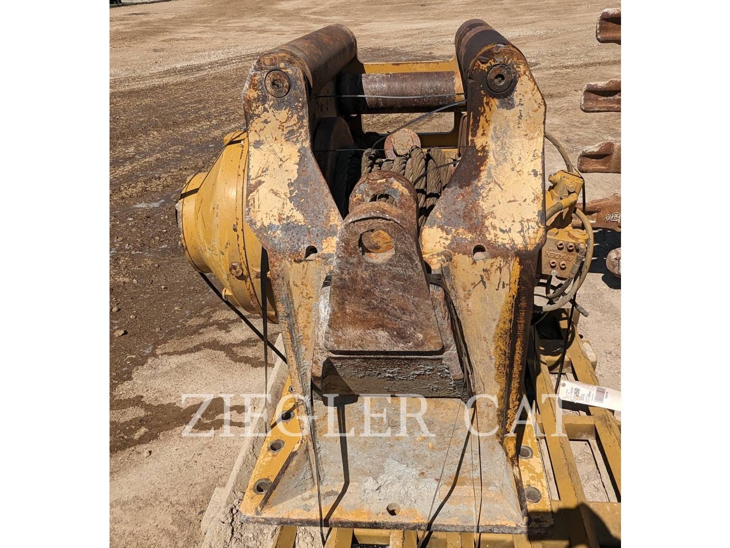 1900 Carco H140 Equipment Image0