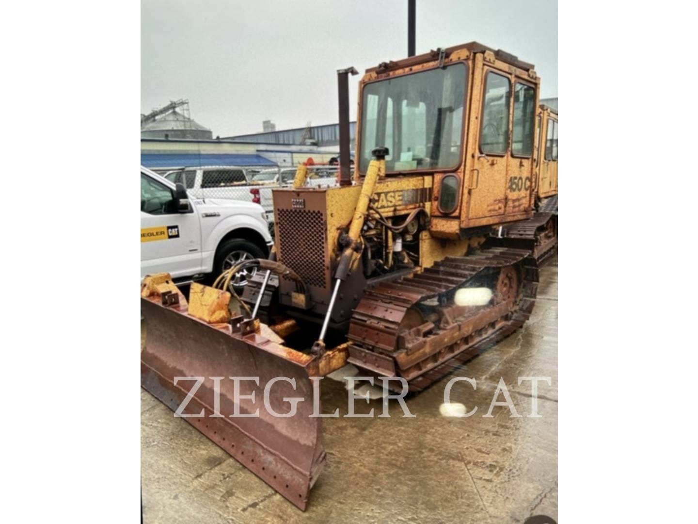 1900 Case 450C Equipment Image0