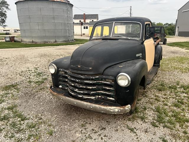 Image of Chevrolet 3100 equipment image 2