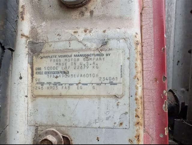 Image of Ford LTL9000 equipment image 1