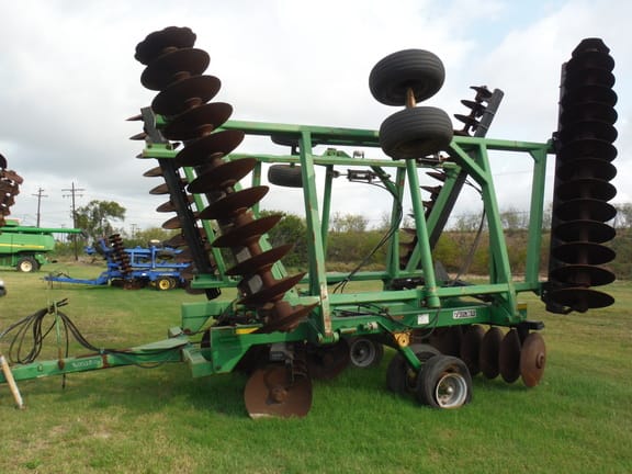 Main image Frontier 1120