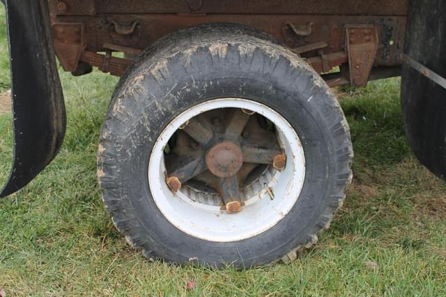 Image of GMC 6000 equipment image 4