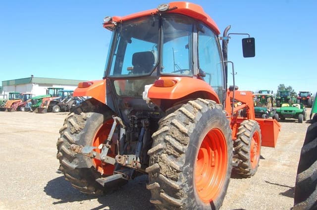 Image of Kubota M7040 equipment image 2
