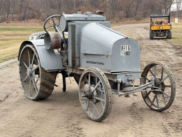 Image of International Harvester 8-16 equipment image 2
