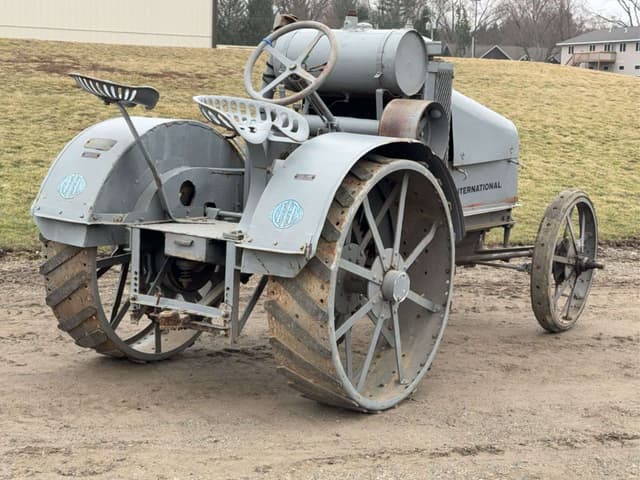 Image of International Harvester 8-16 equipment image 4