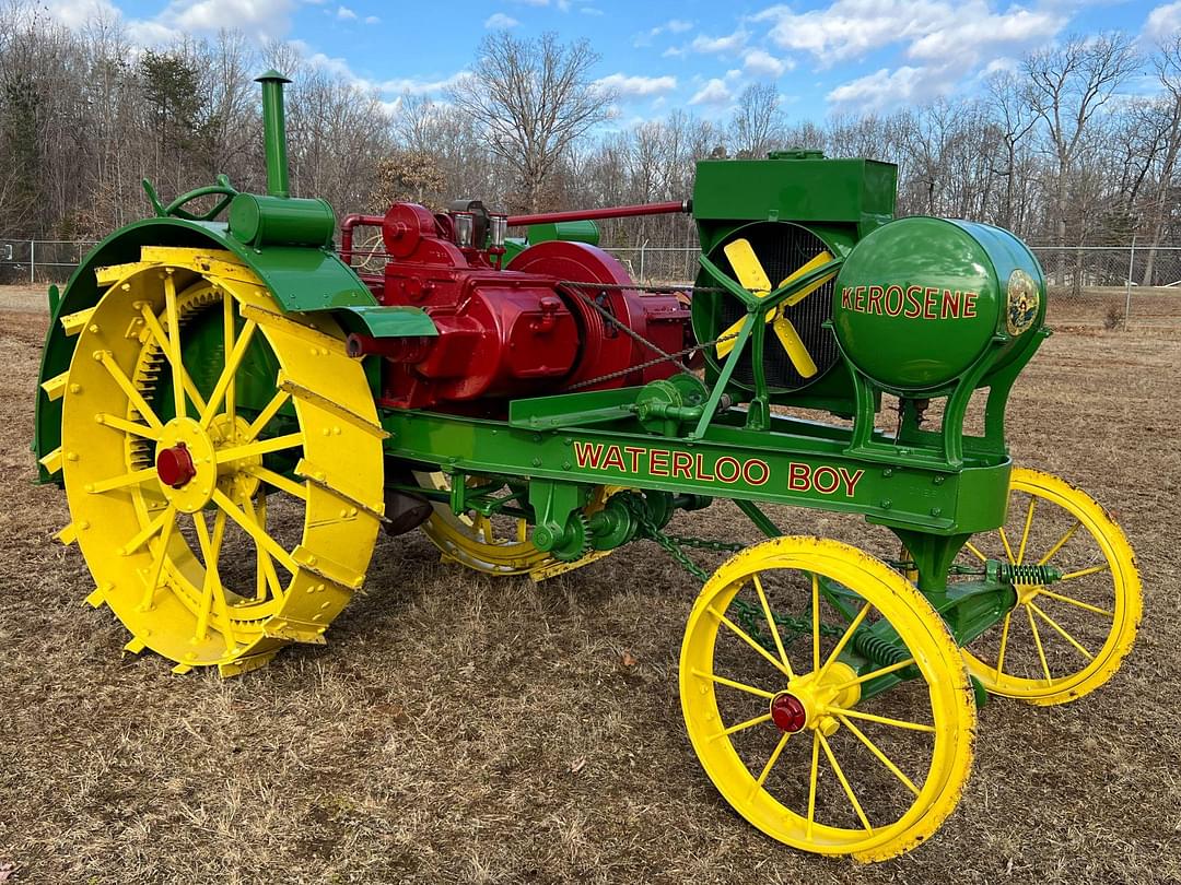 Image of John Deere Waterloo Boy N Primary image