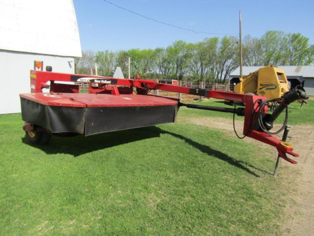 Image of New Holland 1411 Primary image