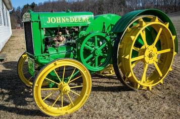 Main image John Deere D