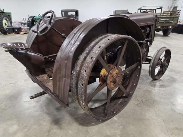 Image of John Deere D equipment image 4