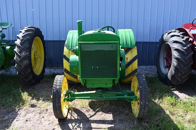 Image of John Deere D equipment image 2