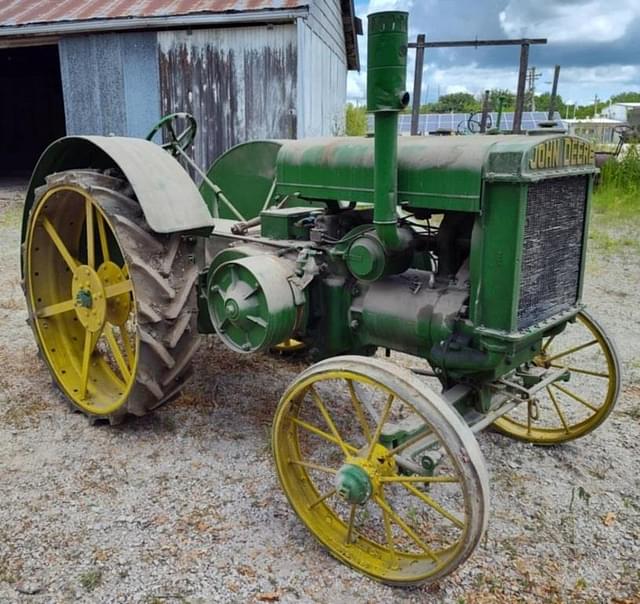 Image of John Deere D equipment image 1