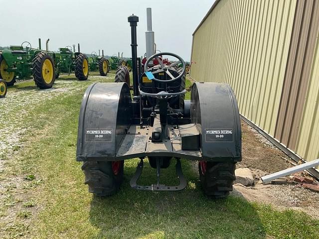 Image of McCormick-Deering 10-20 equipment image 3