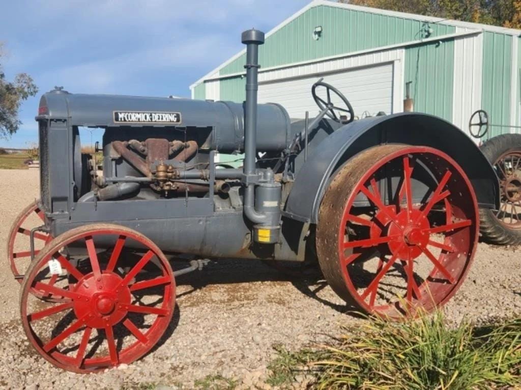 Main image McCormick-Deering 15-30