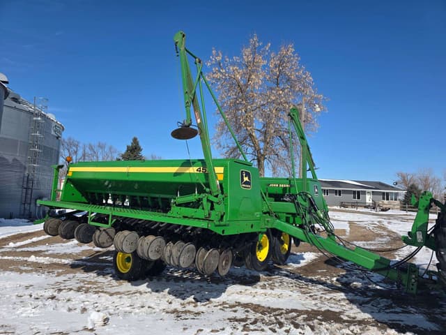 Image of John Deere 455 equipment image 1