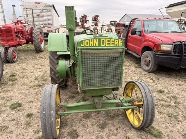 Image of John Deere D equipment image 1