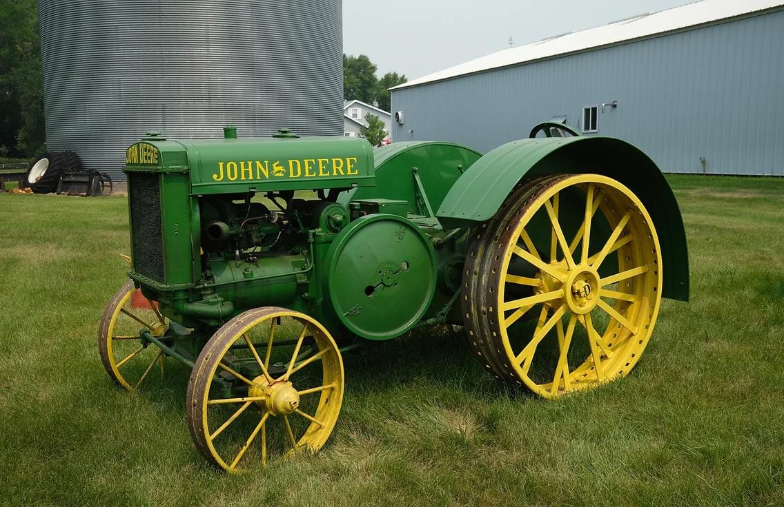 Main image John Deere D