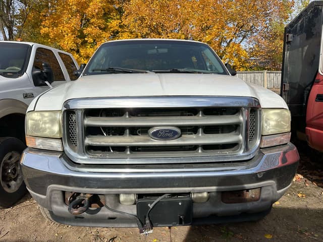 Image of Ford F-250 equipment image 1