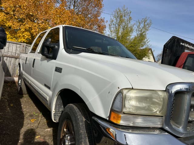 Image of Ford F-250 equipment image 4