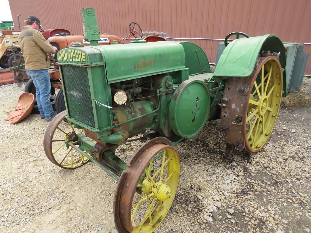 Image of John Deere D Primary image