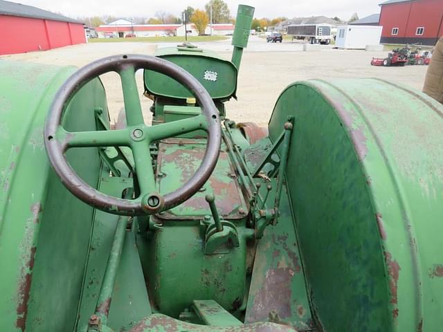 Image of John Deere D equipment image 4