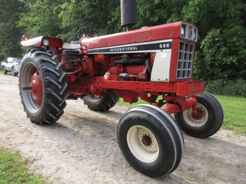Main image International Harvester 686