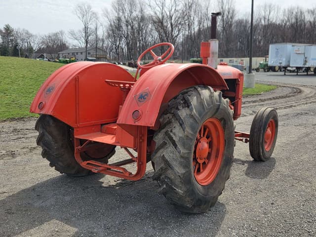 Image of Allis Chalmers 25-40 equipment image 4