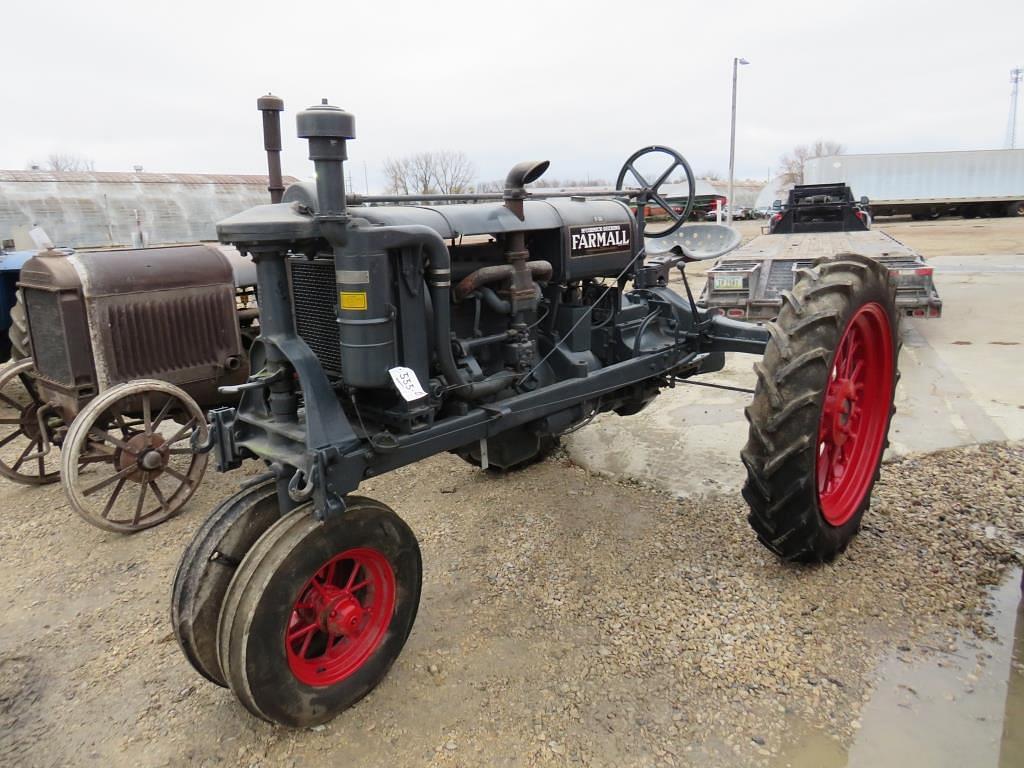 Image of Farmall F-20 Primary image