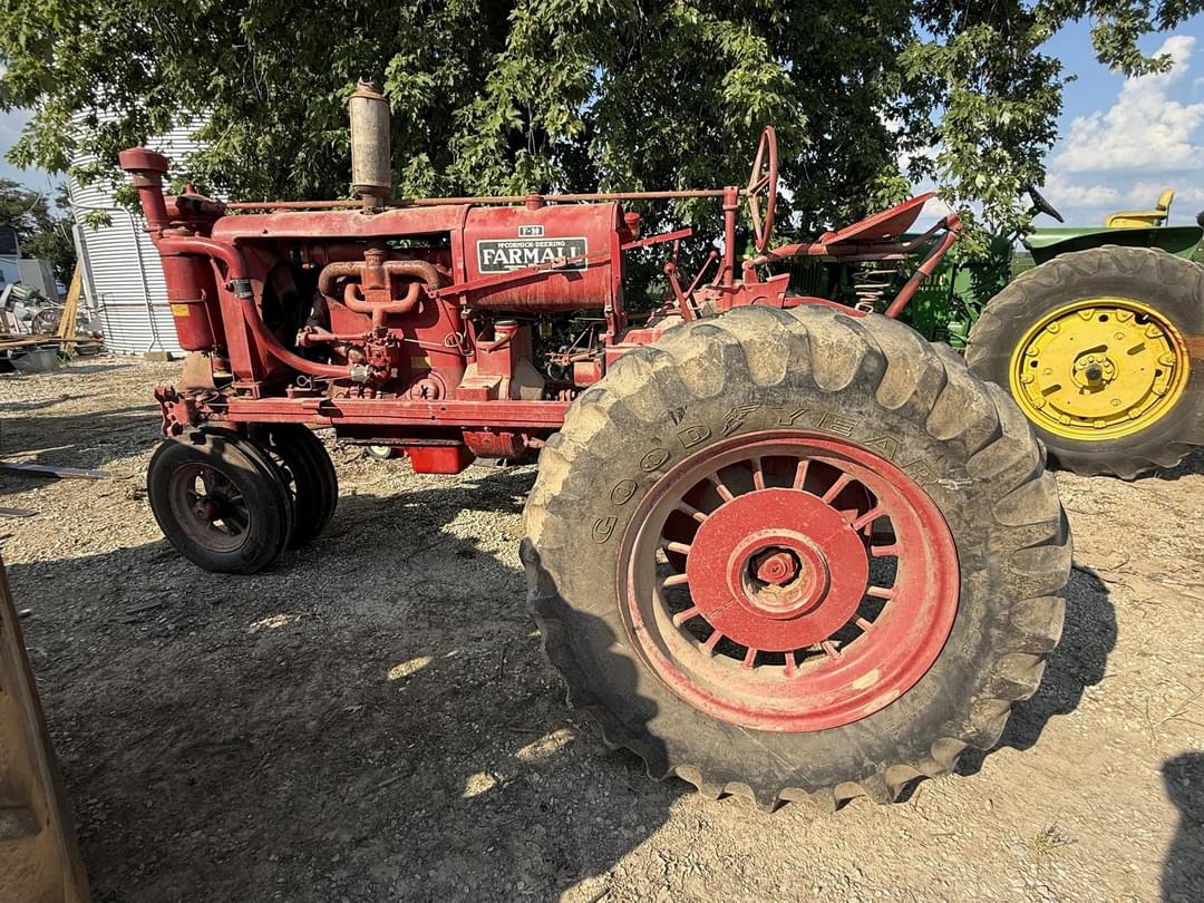 Image of Farmall F-30 Primary image