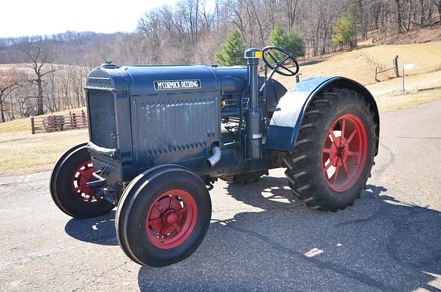 Image of McCormick-Deering 10-20 equipment image 4