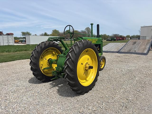 Image of John Deere A equipment image 2