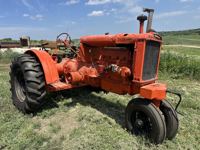 Image of Allis Chalmers UC equipment image 1
