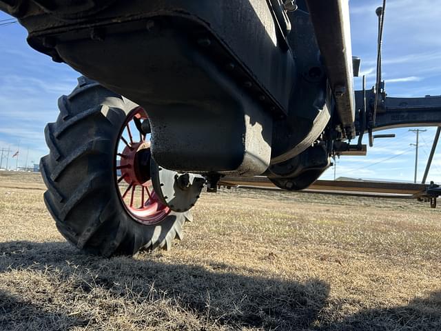 Image of Farmall F-20 equipment image 3