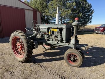 Main image Farmall F-20