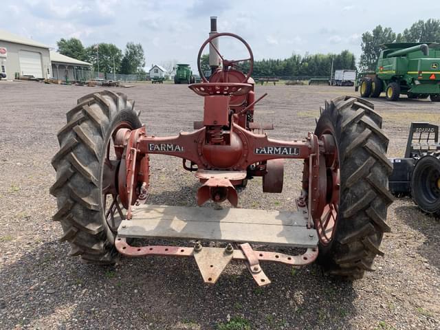 Image of Farmall F-20 equipment image 2
