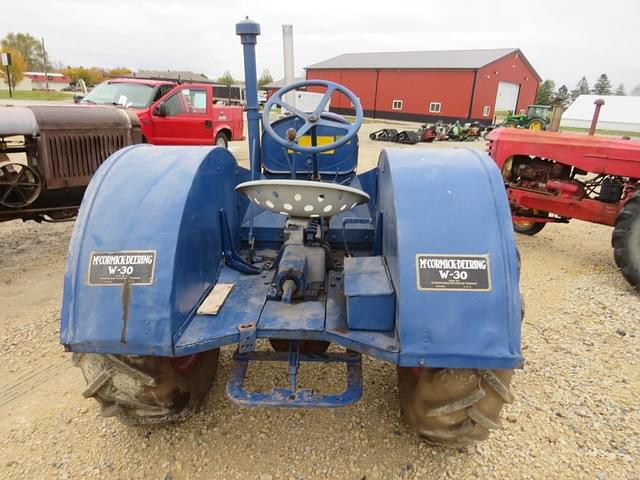 Image of International Harvester  W30 equipment image 4