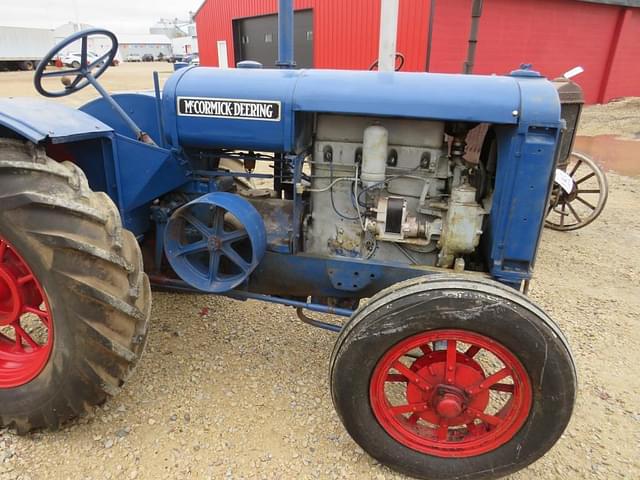 Image of International Harvester  W30 equipment image 1