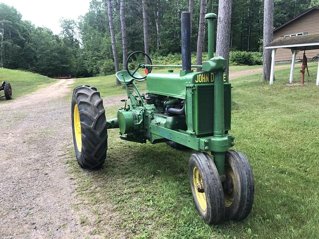 Image of John Deere A equipment image 2