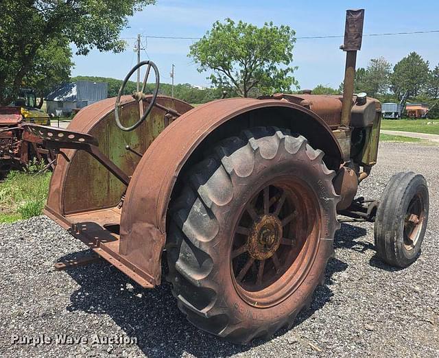 Image of John Deere D equipment image 4