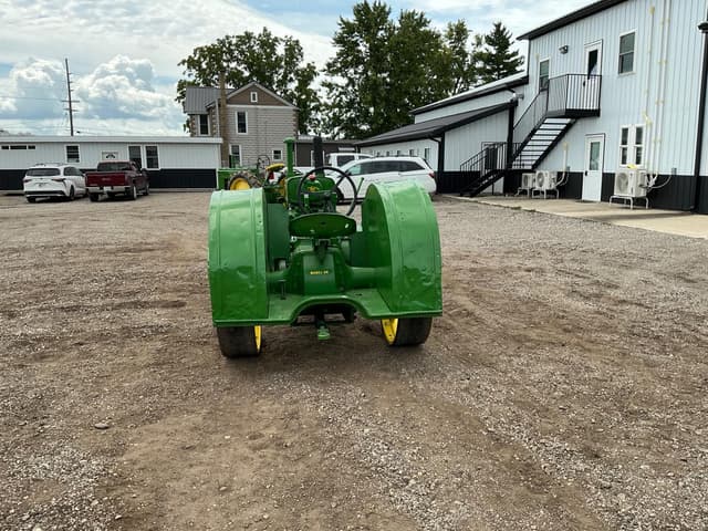 Image of John Deere A equipment image 4