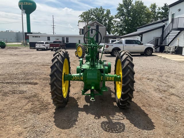Image of John Deere A equipment image 3