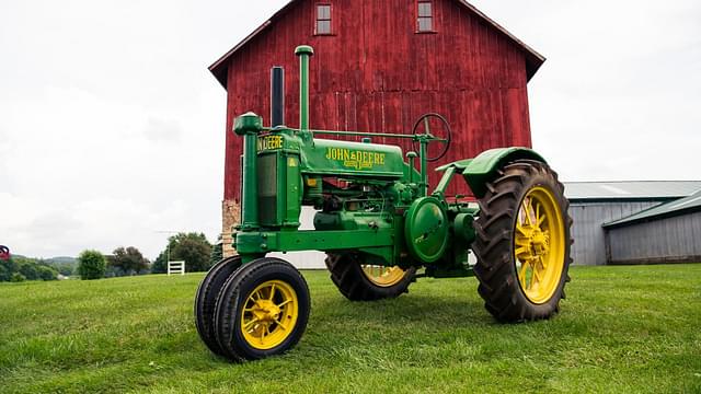 Image of John Deere A equipment image 1