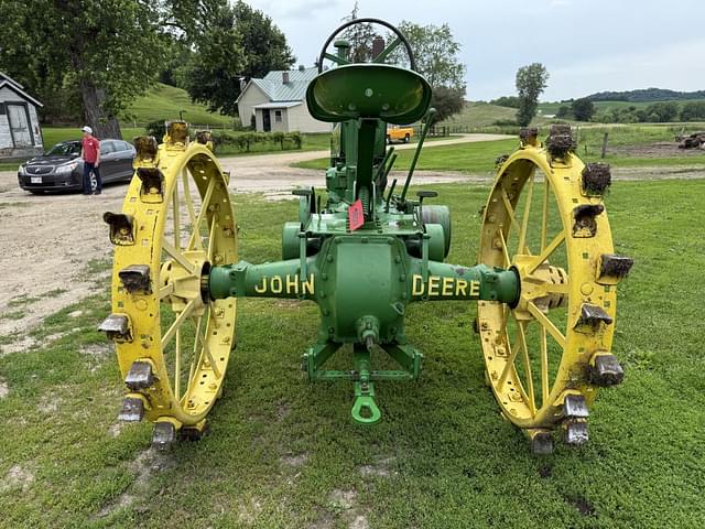 Image of John Deere A equipment image 3