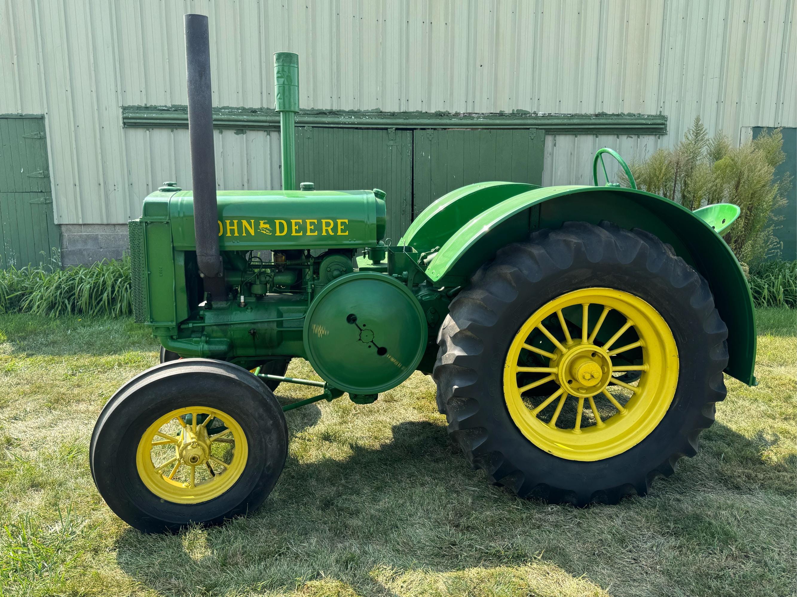 Main image John Deere D