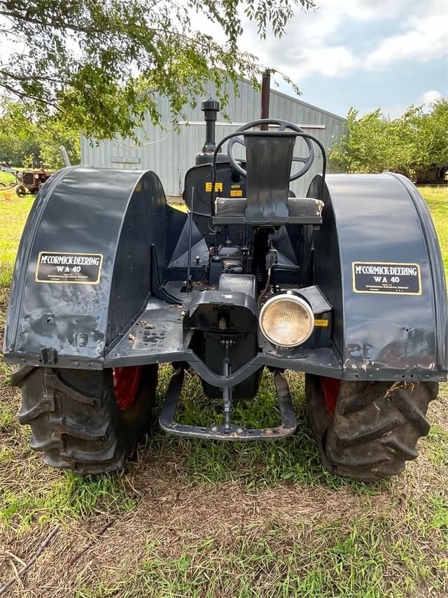 Image of McCormick-Deering WA-40 equipment image 1